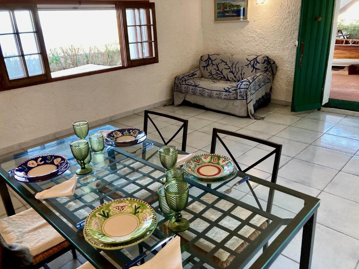 Villa Angela Santa Teresa Gallura Bagian luar foto